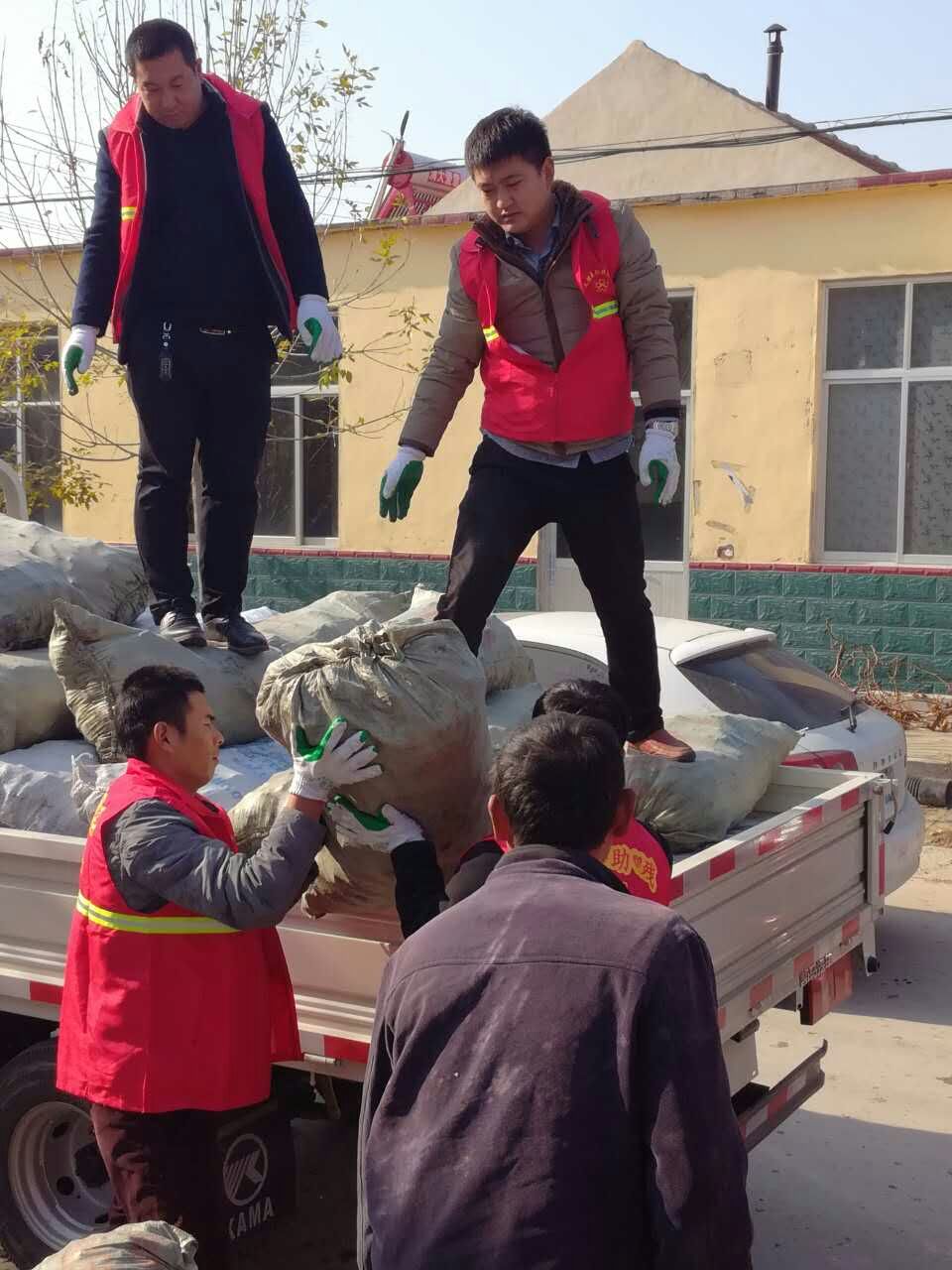 ־Ը����Ϊ��������ƶ���м��˻���ȥ����ú̿