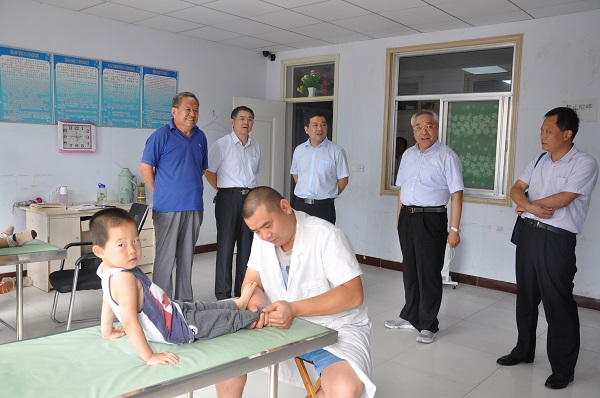 �в������³�������������ذ���ҽԺ�˽�м���ͯ�������