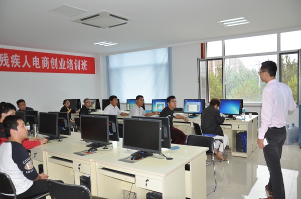 ѧԱ����������